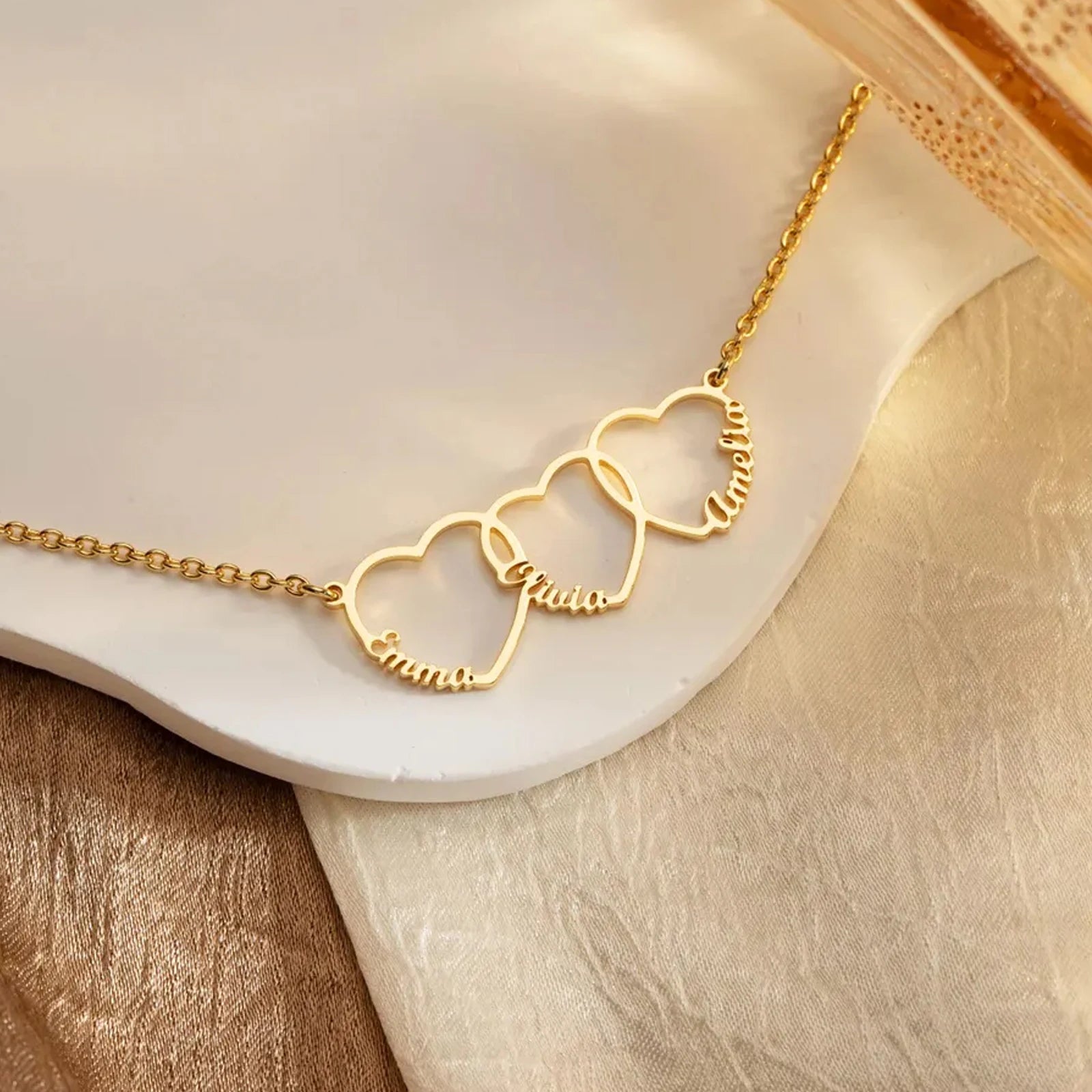 Collier Personnalisable - Modèle "Cœurs Entrelacés"